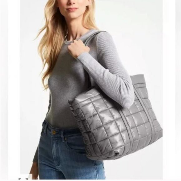 MICHAEL KORS Stirling quilted recycled nylon puffy LARGE travel tote -GRAY - Picture 13 of 15